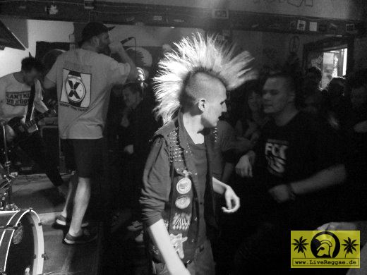 Worth It (Esp) Projekt Schuldenberg, Plauen 16. April 2022 (11).JPG